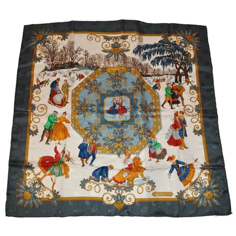 equitzion joodnaise hermes scarf|hermes scarf signature.